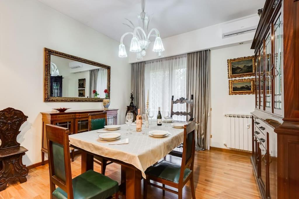Exclusive Apartment In Eur Lake Рим Экстерьер фото