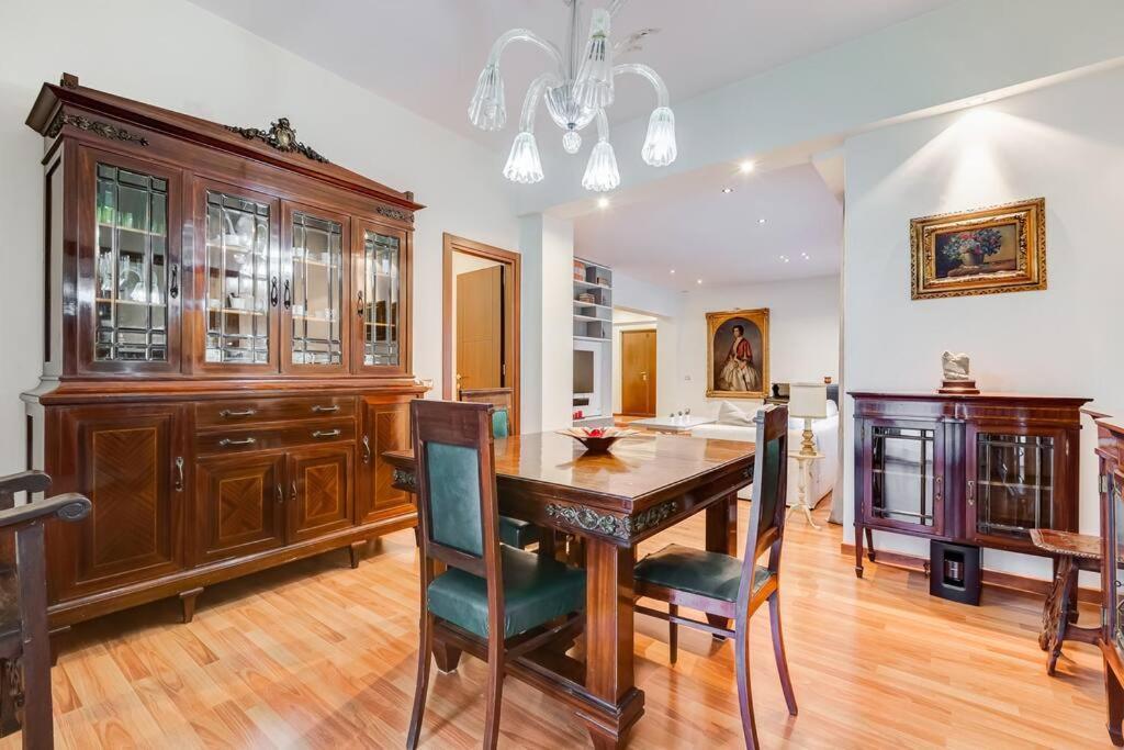 Exclusive Apartment In Eur Lake Рим Экстерьер фото