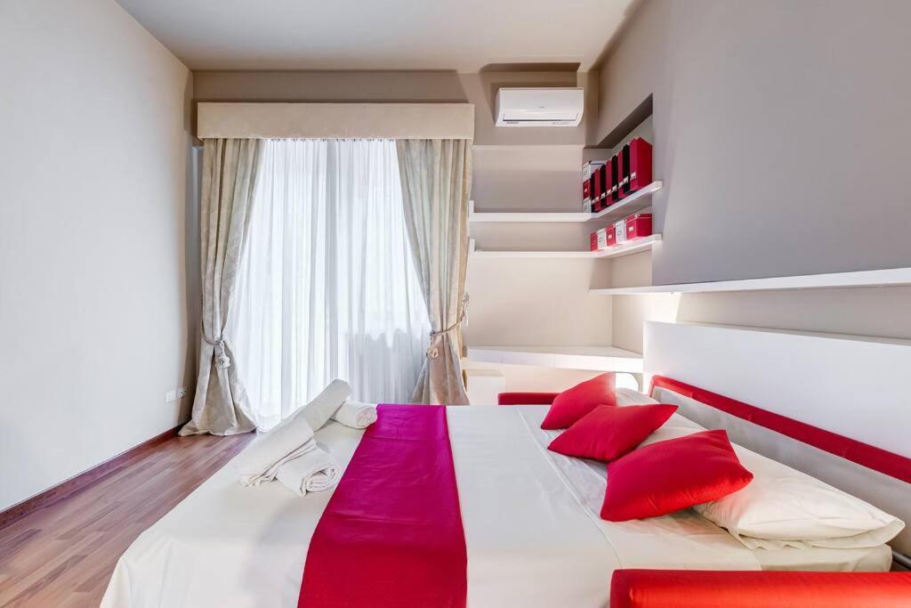 Exclusive Apartment In Eur Lake Рим Экстерьер фото