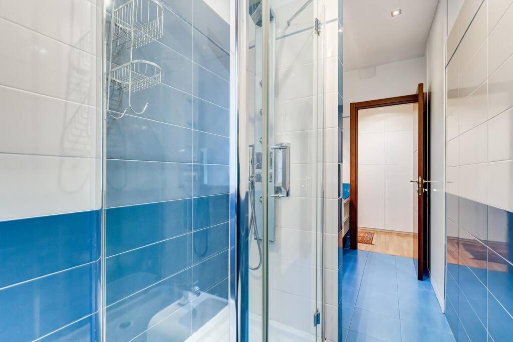 Exclusive Apartment In Eur Lake Рим Экстерьер фото